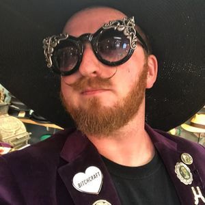 Meet your Posher, Jeffrey